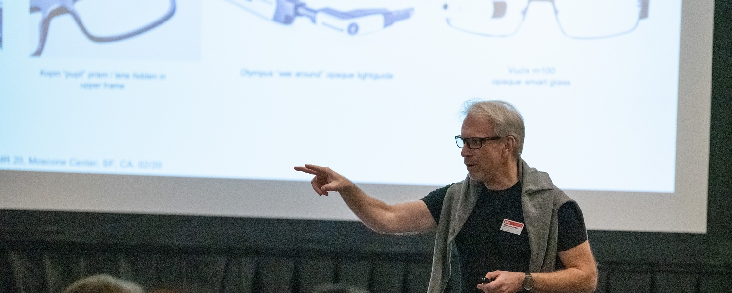 SPIE instructor Bernard Kress teaching a course at an SPIE event